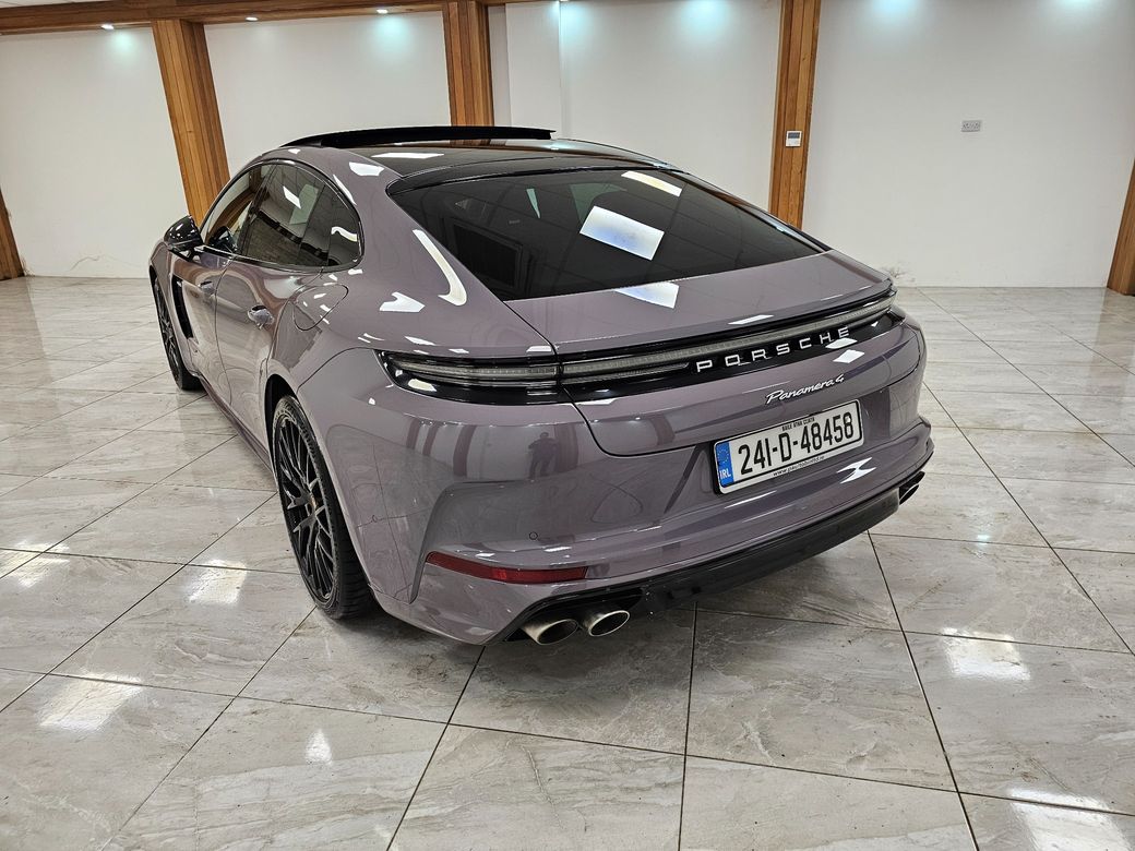 2024 Porsche Panamera