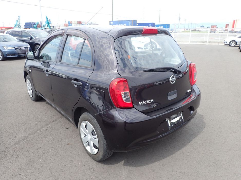 2016 Nissan March