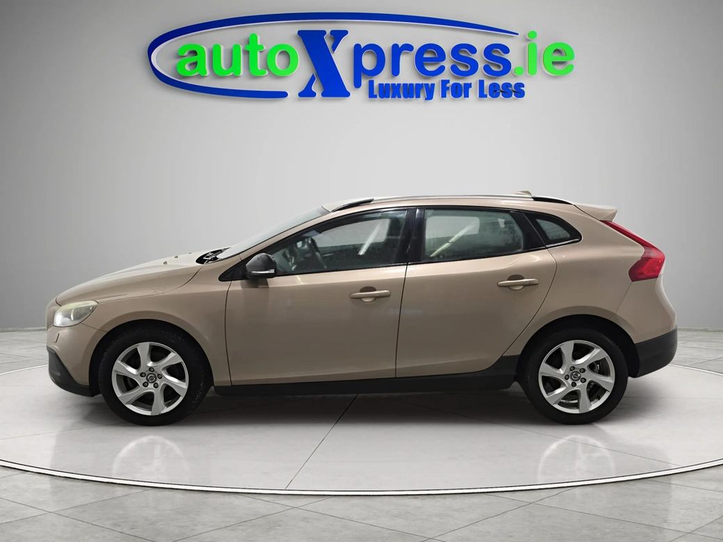 2014 Volvo V40