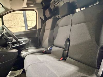 2023 Peugeot Partner