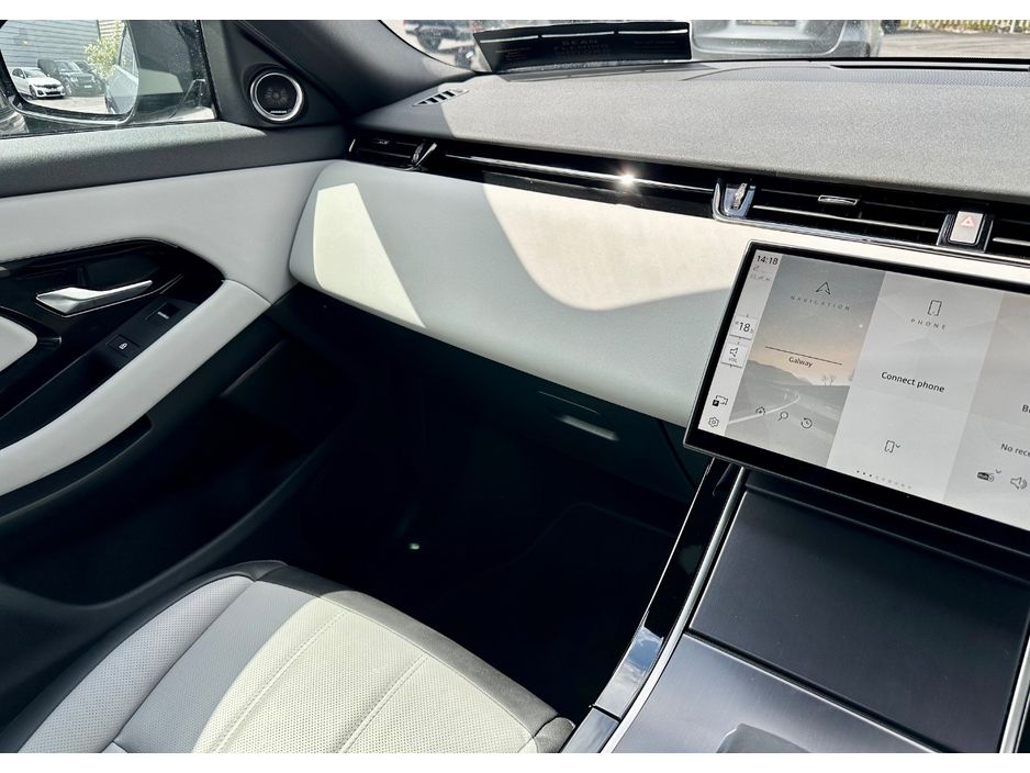 2026 Land Rover Range Rover Evoque