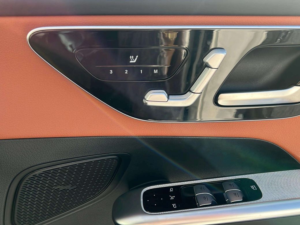 2023 Mercedes-Benz GLC Class