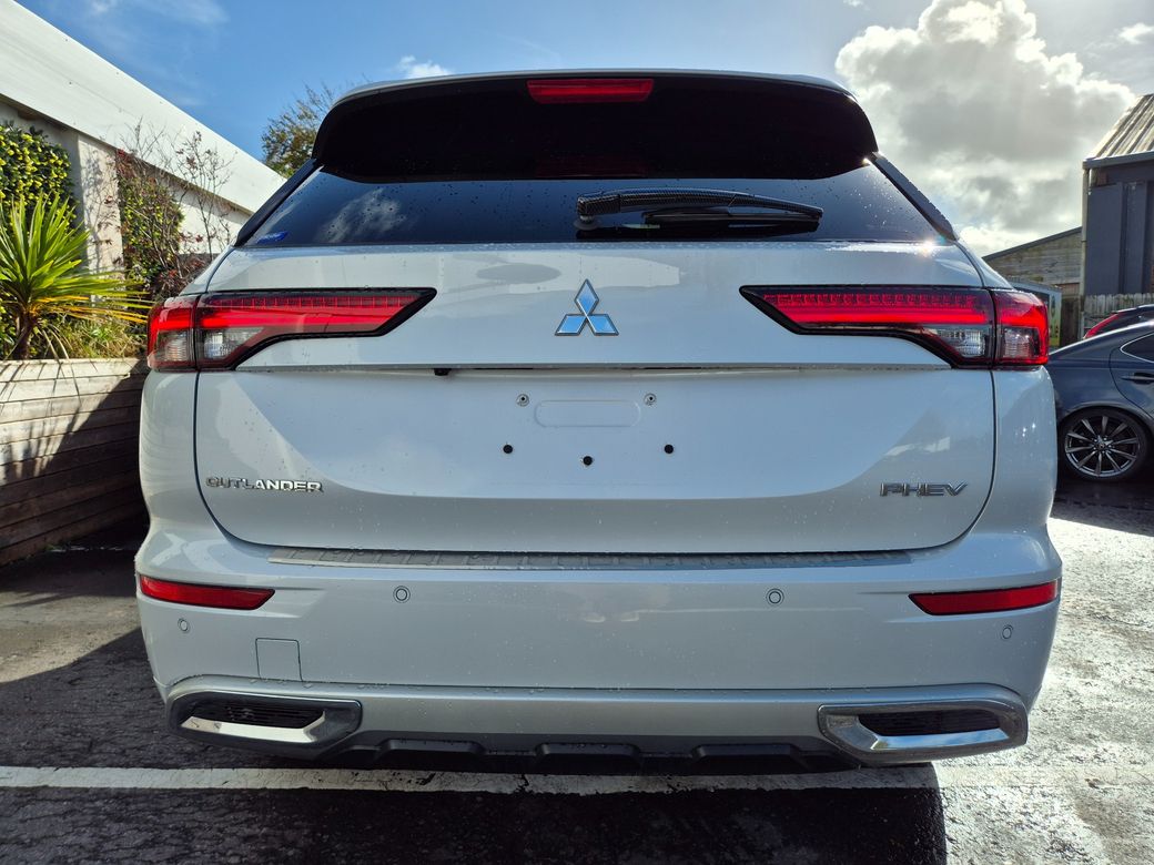 2023 Mitsubishi Outlander