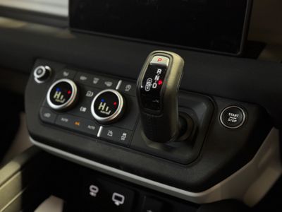 2023 Land Rover Defender