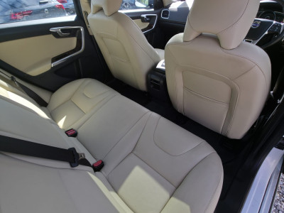 2018 Volvo V60 Cross Country