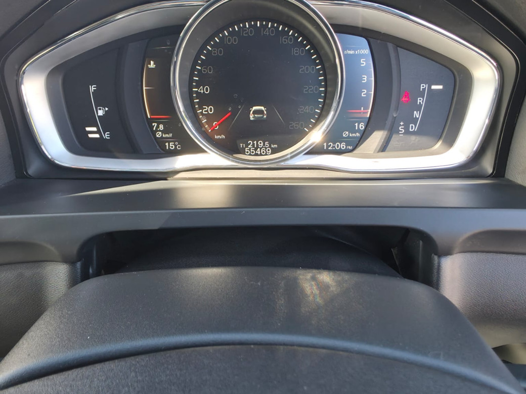 2018 Volvo V60 Cross Country