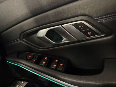 2021 BMW 330