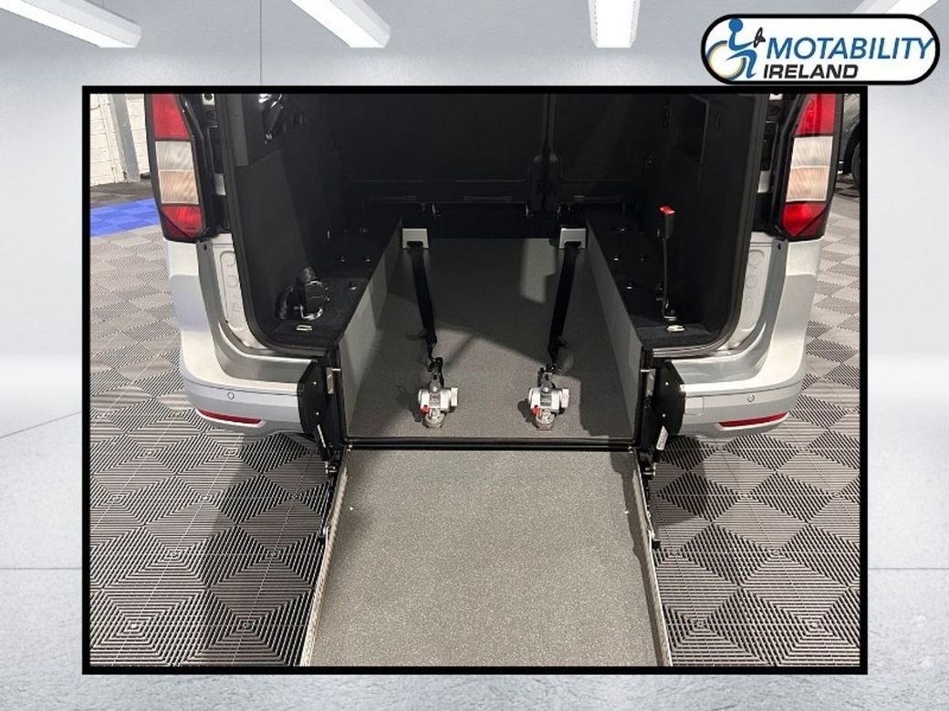 2025 Volkswagen Caddy Maxi Life