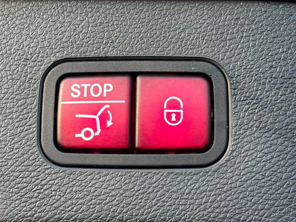 2022 Mercedes-Benz EQC