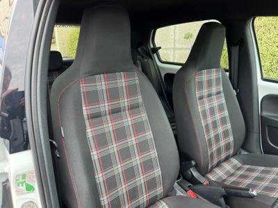 2018 Volkswagen up!