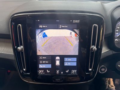 2022 Volvo XC40