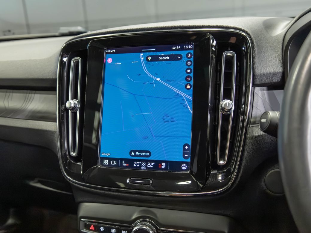 2022 Volvo XC40