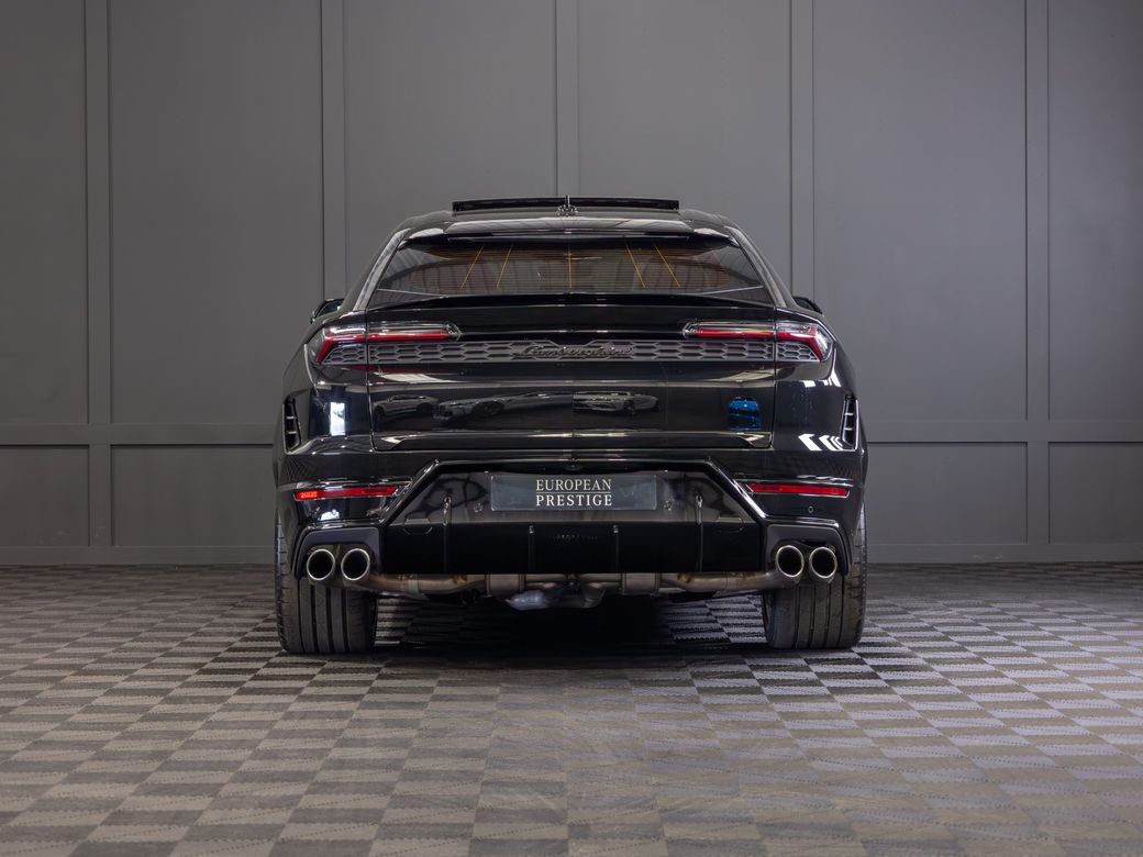 2025 Lamborghini Urus