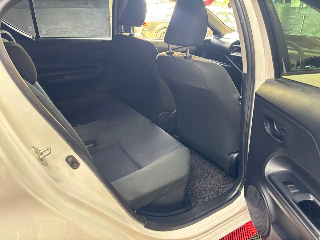 2015 Toyota Aqua