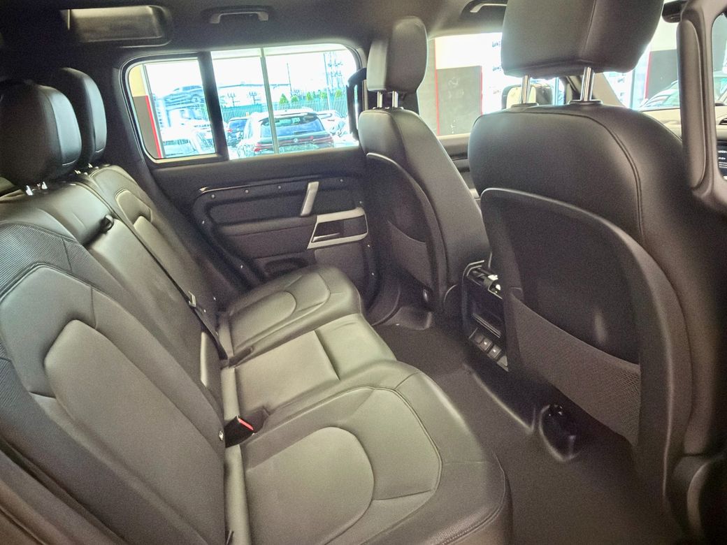 2023 Land Rover Defender