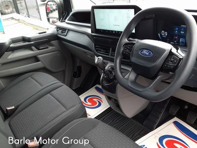 2025 Ford Transit Custom