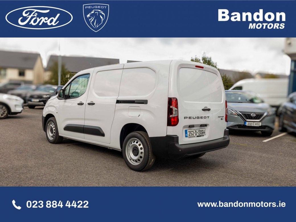 2025 Peugeot Partner