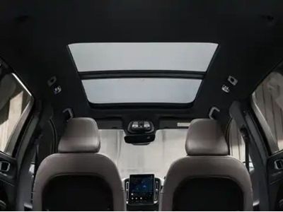 2027 Volvo EX40