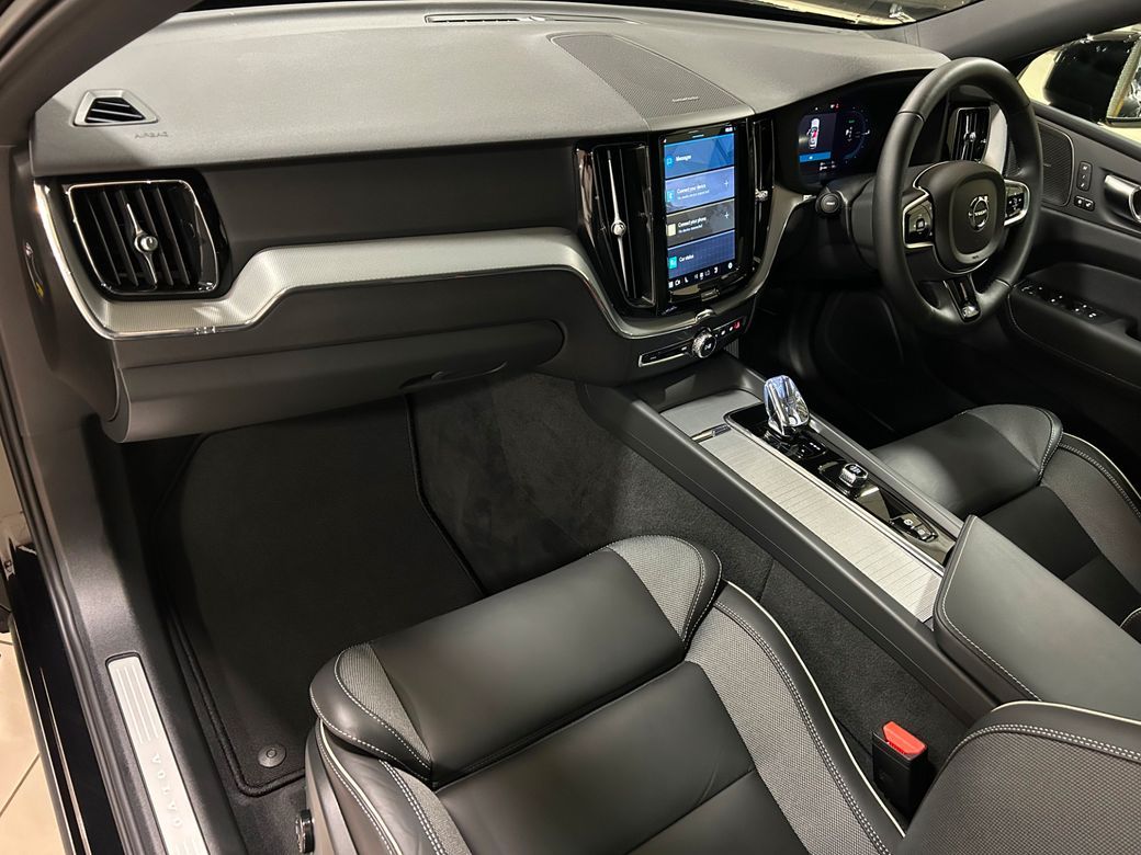 2025 Volvo XC60
