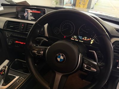 2015 BMW 320