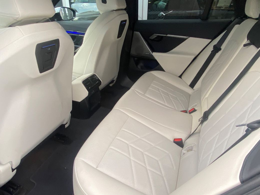 2025 BMW 5 Series