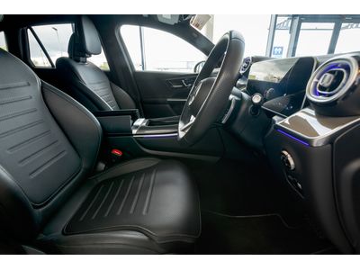 2025 Mercedes-Benz GLC Class