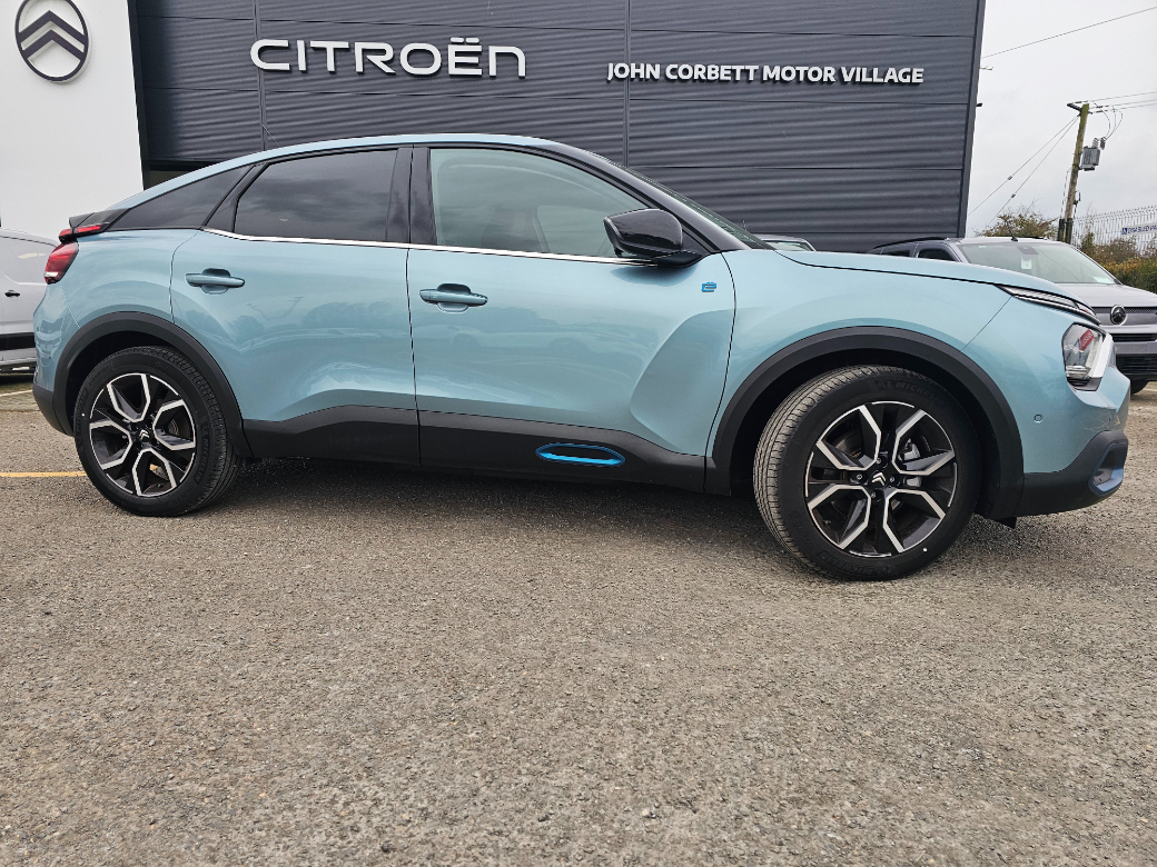 2025 Citroen e-C4