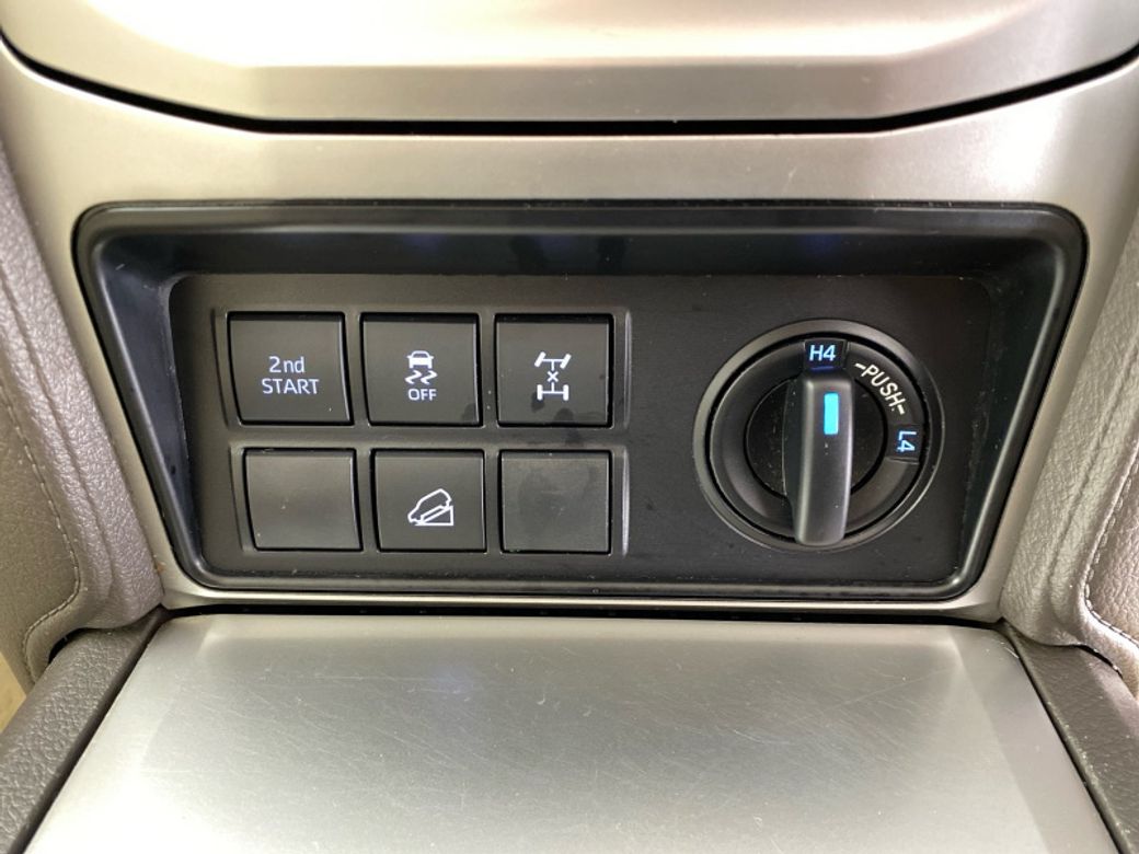 2020 Toyota Landcruiser