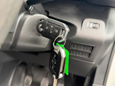 2022 Peugeot Partner