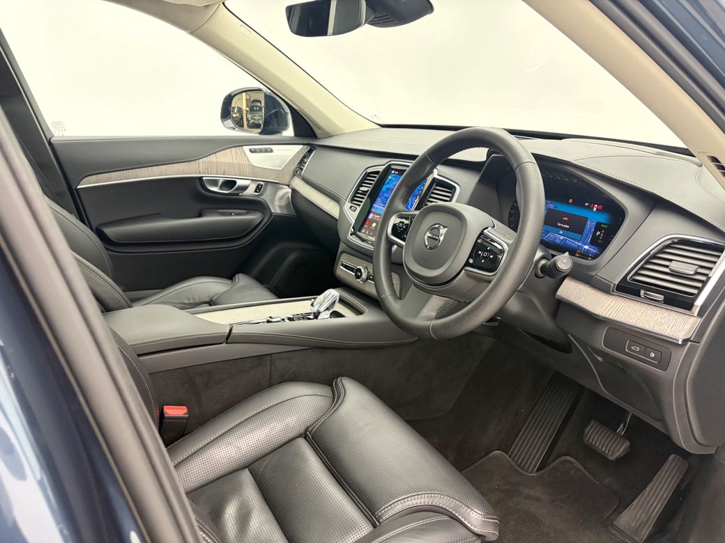 2023 Volvo XC90