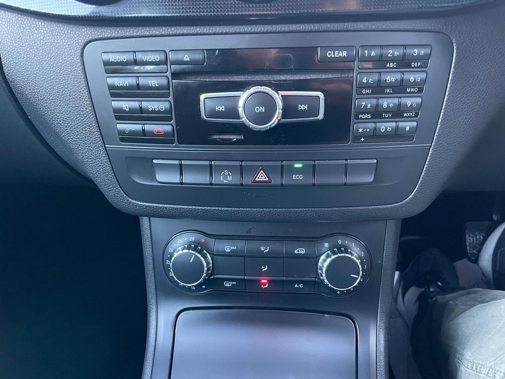 2012 Mercedes-Benz B 180