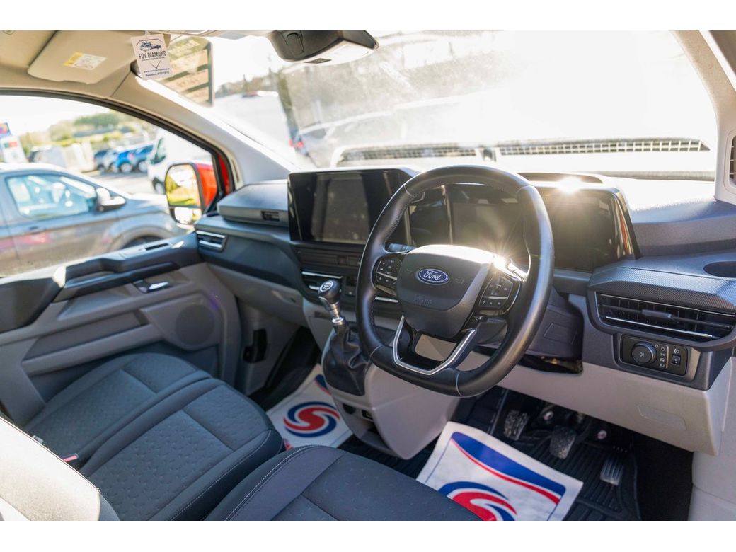 2025 Ford Transit Custom