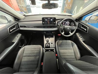 2023 Mitsubishi Outlander