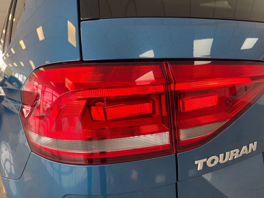 2019 Volkswagen Touran