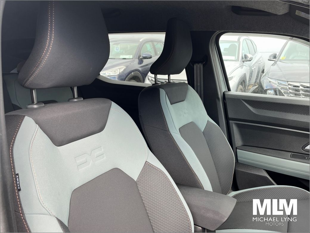 2025 Dacia Duster