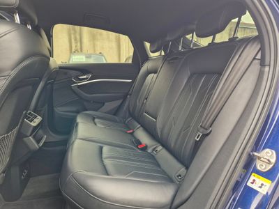 2022 Audi e-tron