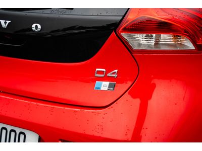 2018 Volvo V40
