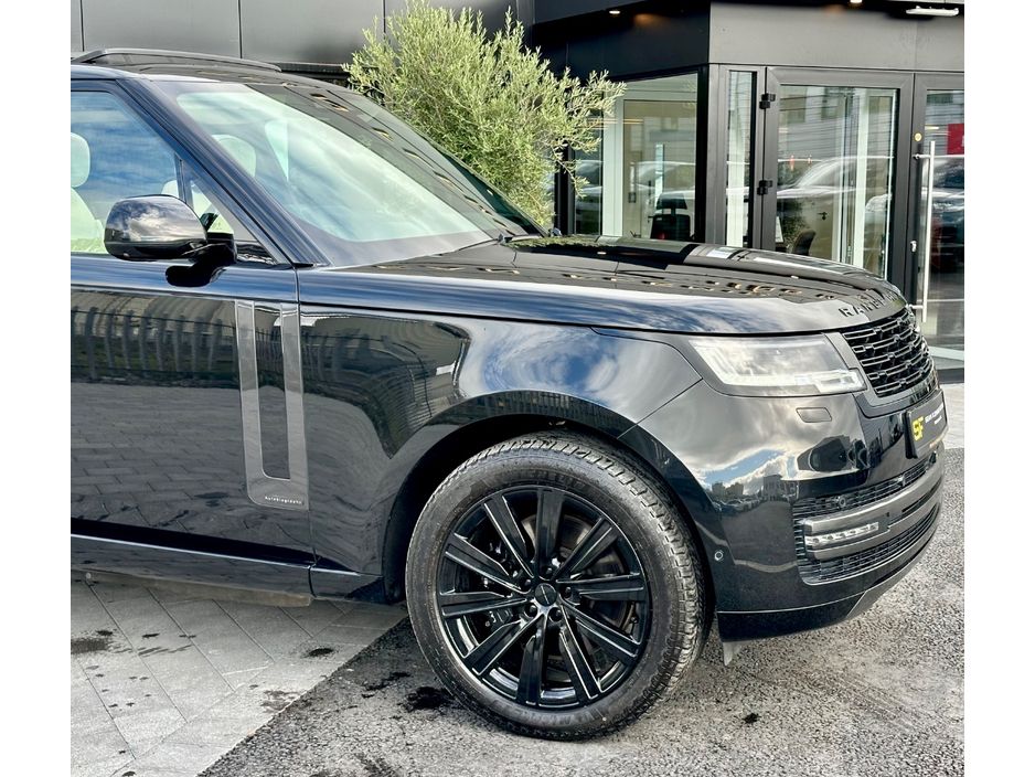 2025 Land Rover Range Rover