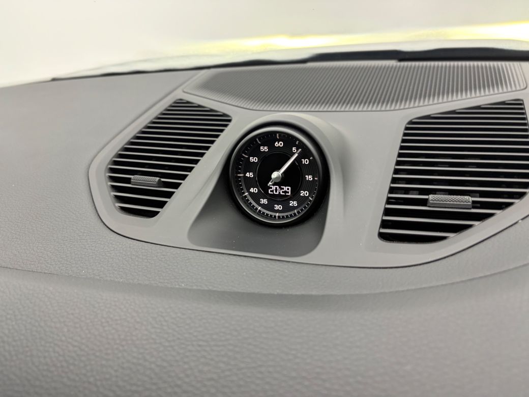 2025 Porsche Cayenne