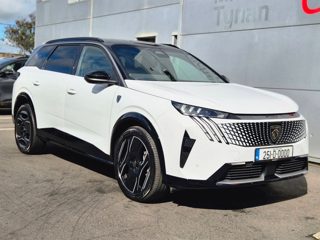 2025 Peugeot 5008