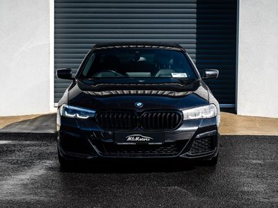 2022 BMW 520
