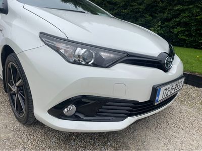 2017 Toyota Auris