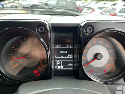 2025 Suzuki Jimny