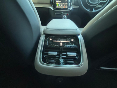 2025 Volvo XC90