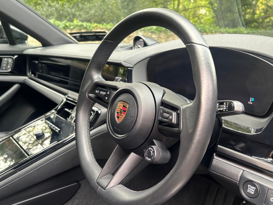 2025 Porsche Panamera