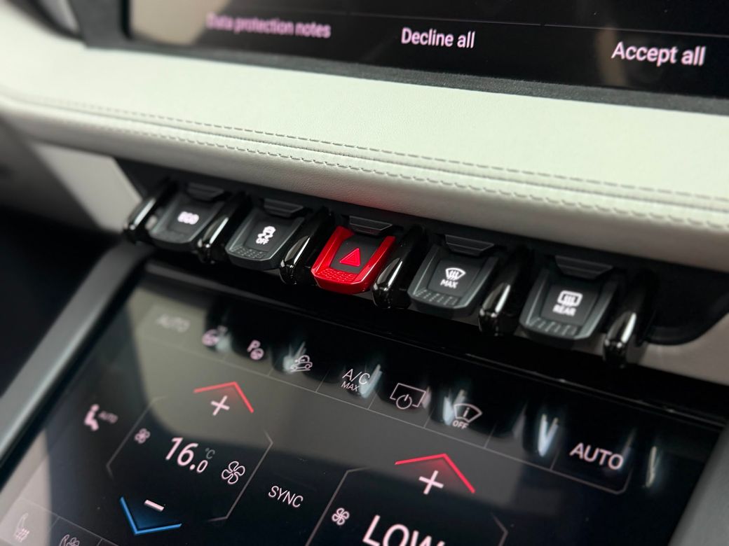 2025 Lamborghini Urus