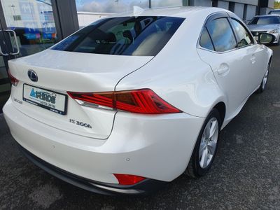 2019 Lexus IS 300h