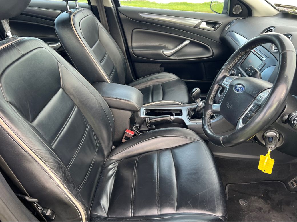 2013 Ford Mondeo