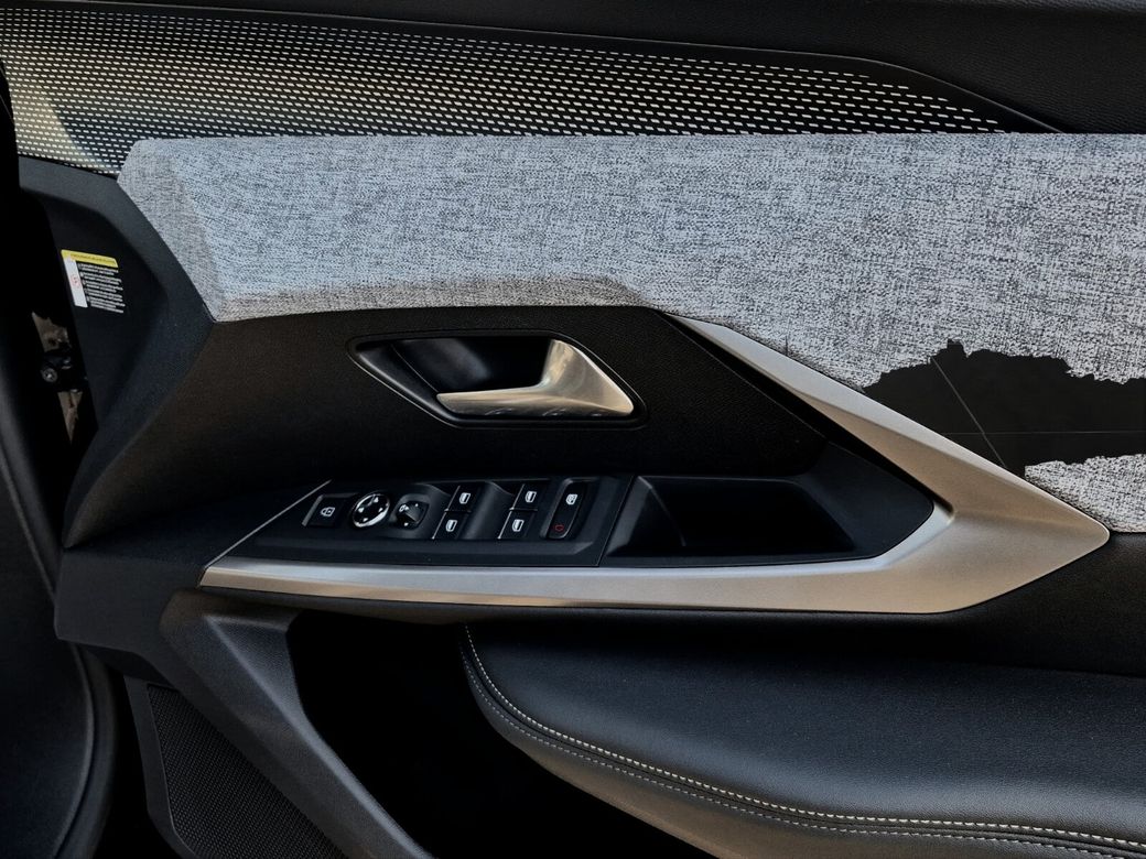 2025 Peugeot 5008