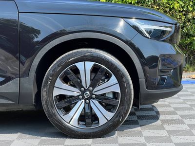 2023 Volvo C40